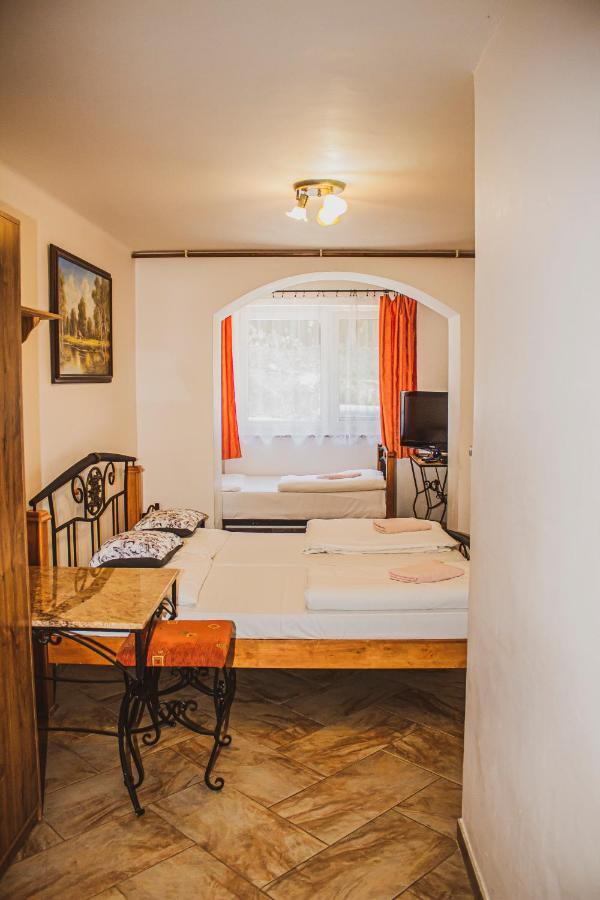 Chata Korenny Vrch Pezinska Baba Pezinok Exterior foto