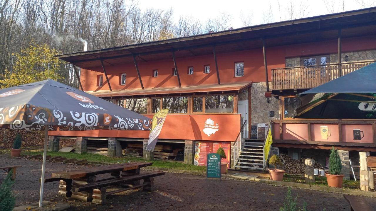 Chata Korenny Vrch Pezinska Baba Pezinok Exterior foto