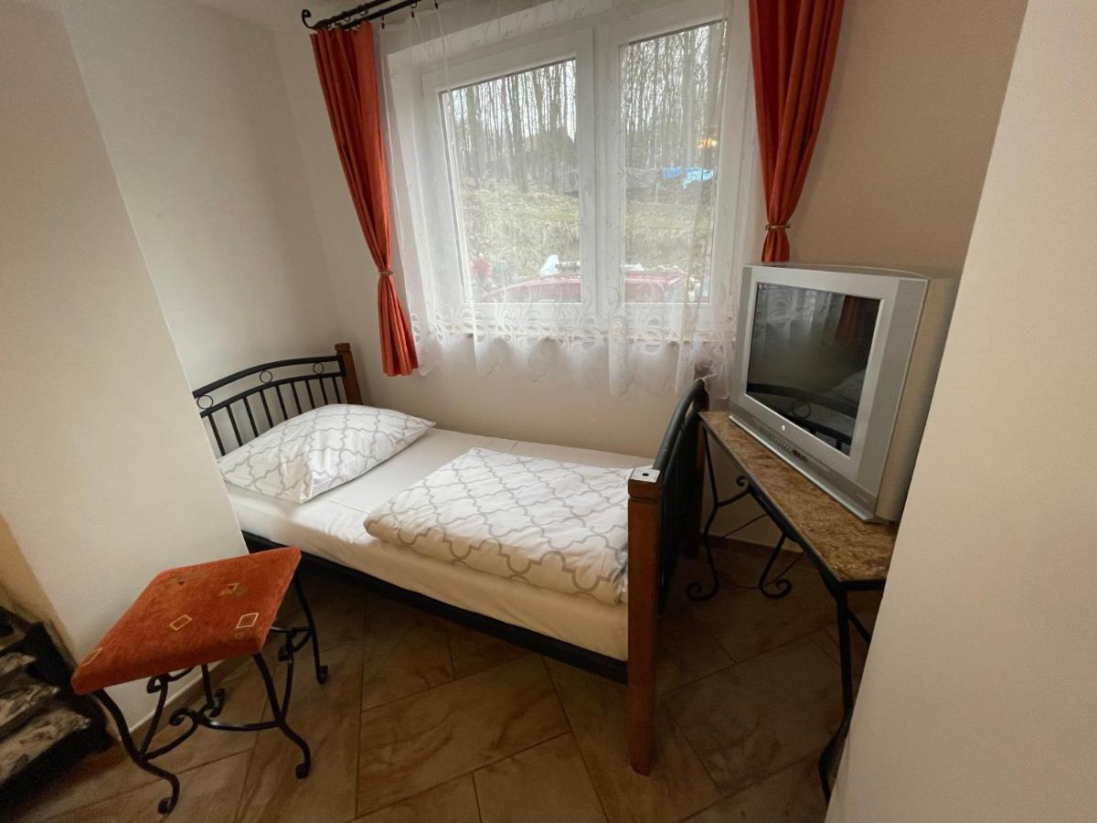 Chata Korenny Vrch Pezinska Baba Pezinok Exterior foto