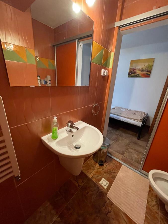 Chata Korenny Vrch Pezinska Baba Pezinok Exterior foto