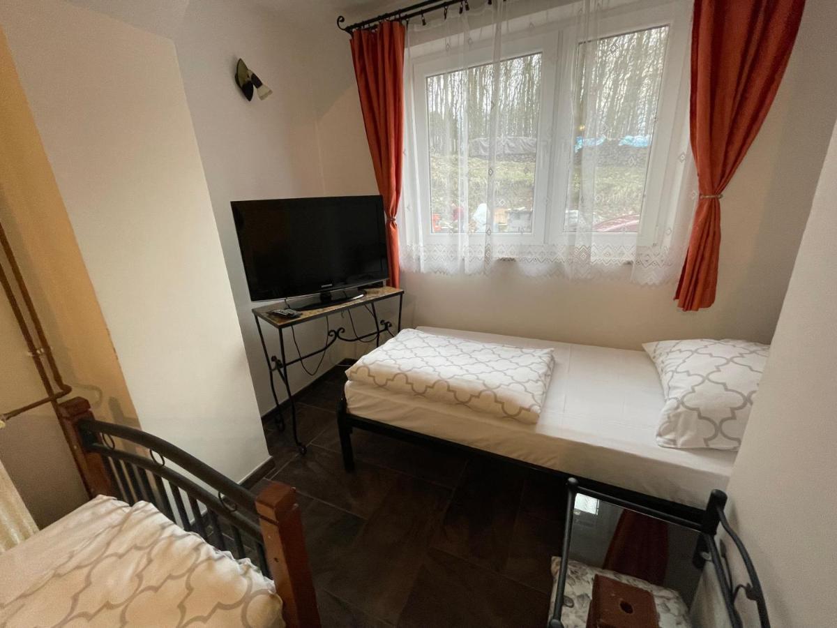 Chata Korenny Vrch Pezinska Baba Pezinok Exterior foto