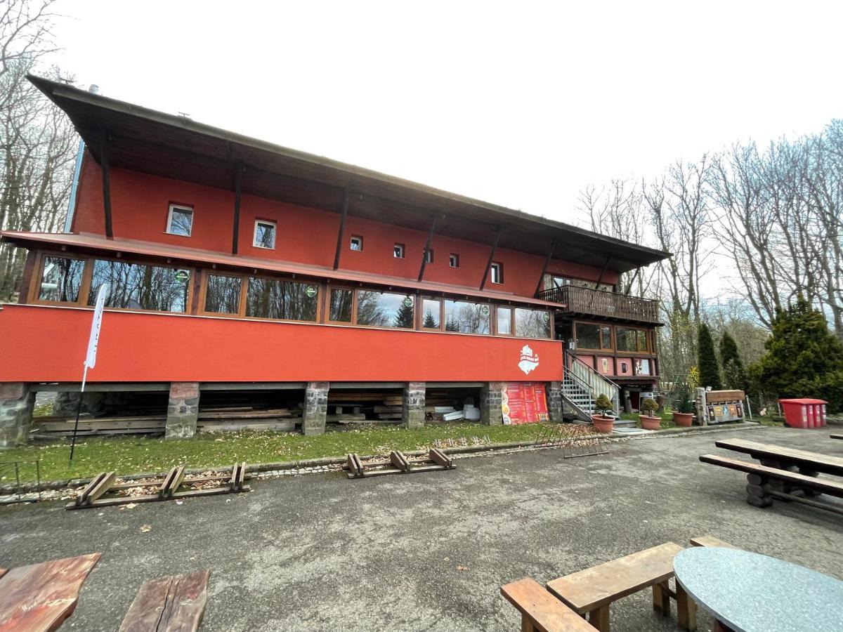 Chata Korenny Vrch Pezinska Baba Pezinok Exterior foto