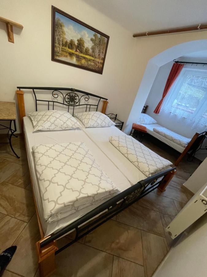 Chata Korenny Vrch Pezinska Baba Pezinok Exterior foto